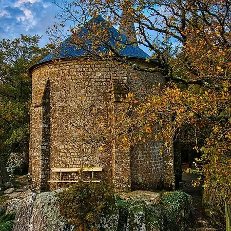 Maison Voie Verte Bed & Breakfast Bion